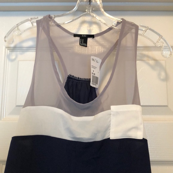 Flows color block tank NWT - Picture 3 of 4